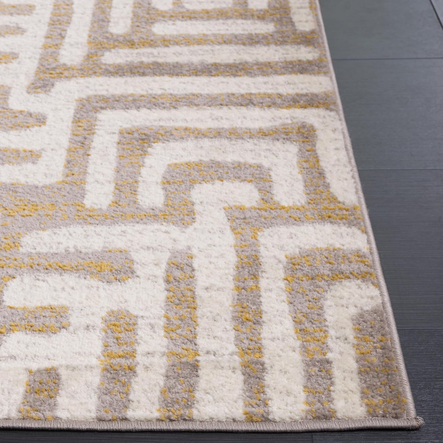 SAFAVIEH Modern Abstract Accent Rug