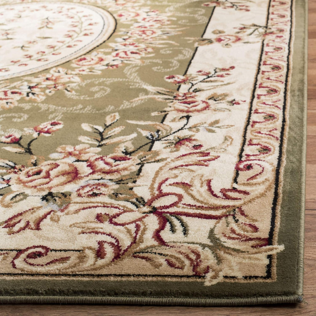 SAFAVIEH European Medallion Accent Rug