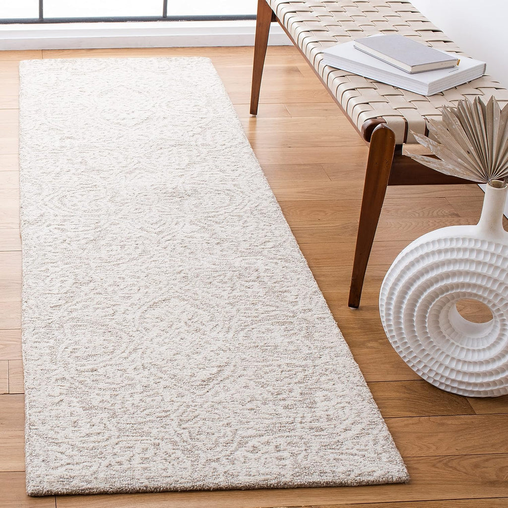 SAFAVIEH Natural Ivory Wool Runner Rug
