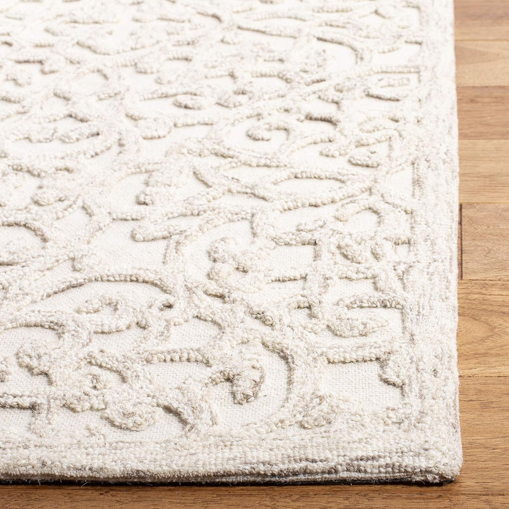 SAFAVIEH Camel Ivory Wool Runner Rug