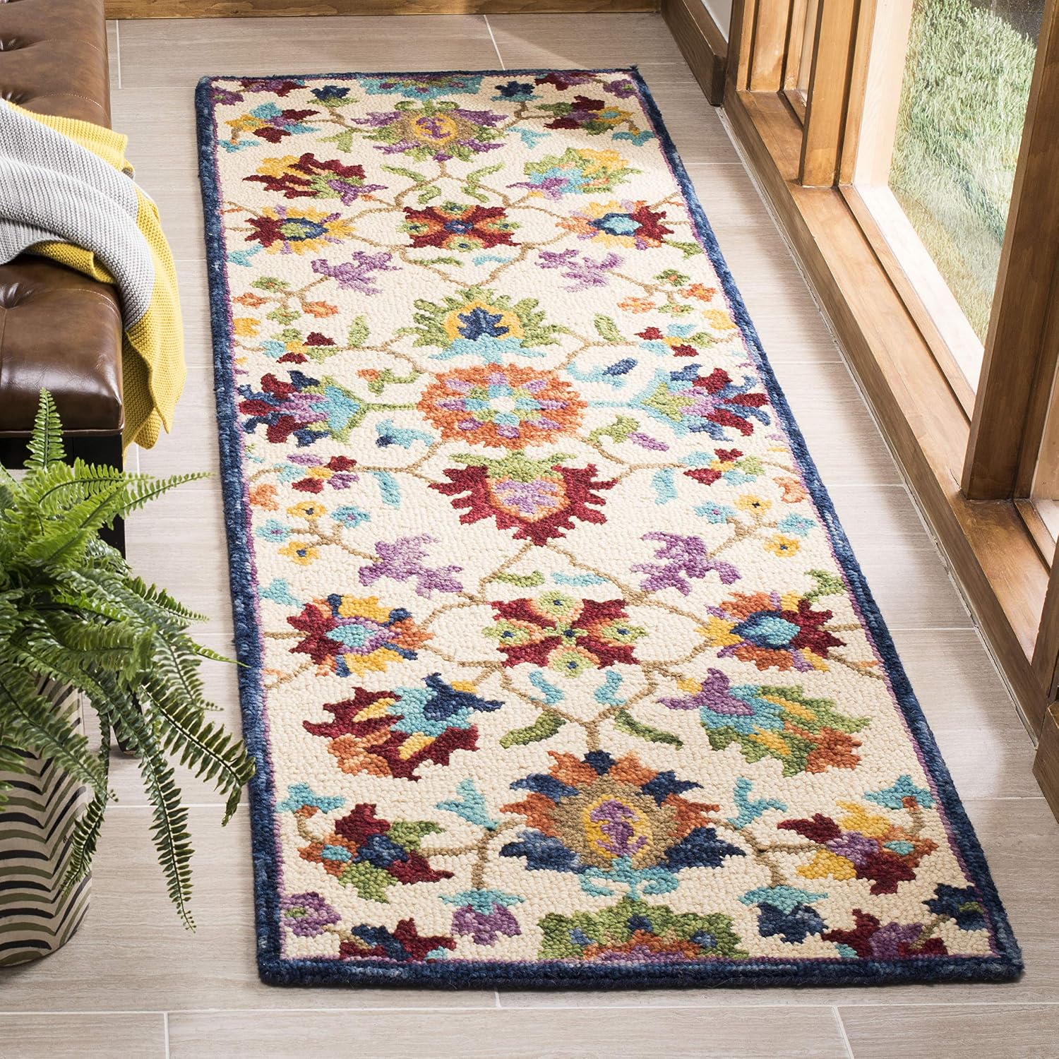SAFAVIEH Boho Floral Wool Runner Rug