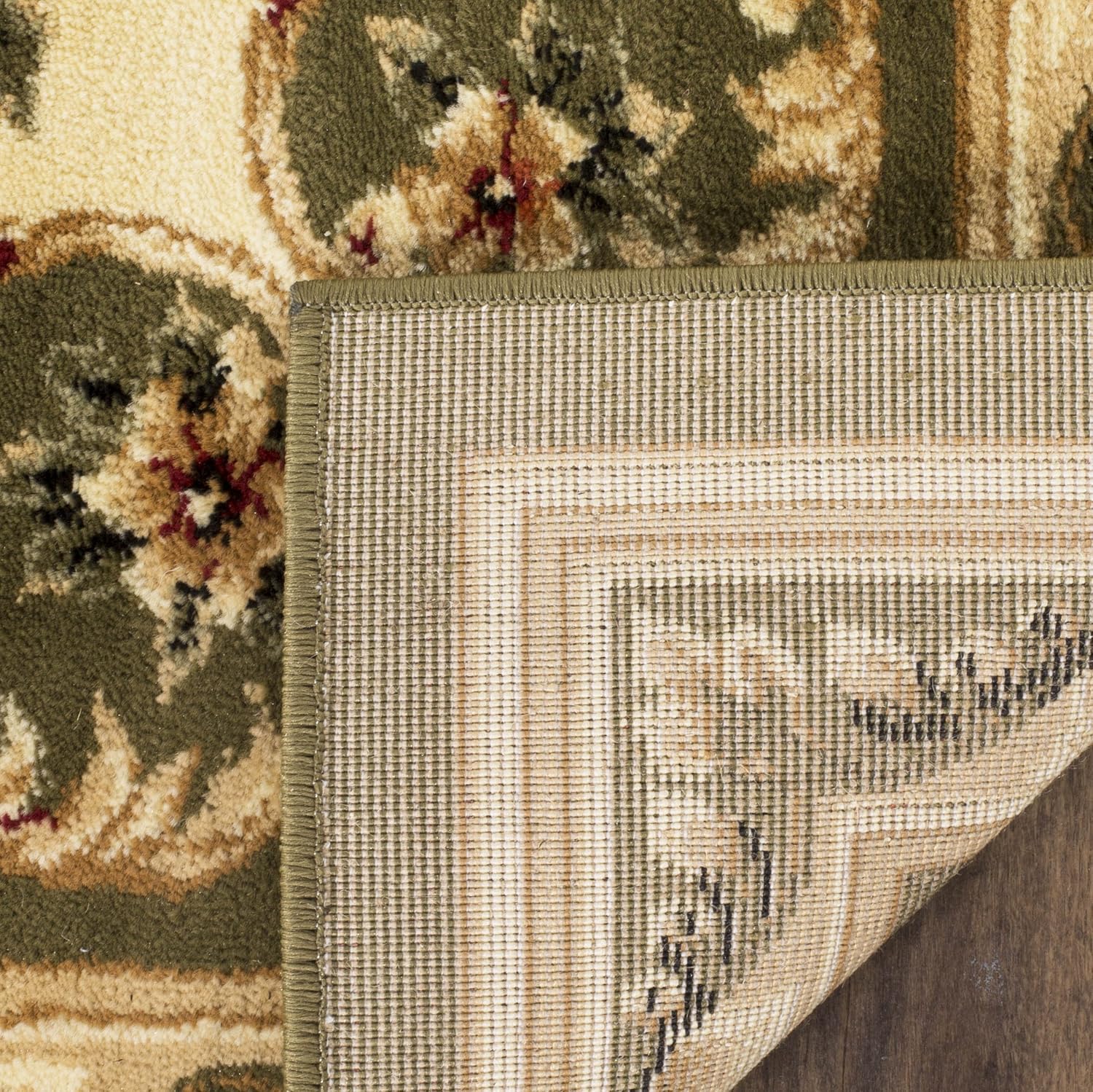SAFAVIEH European Medallion Accent Rug